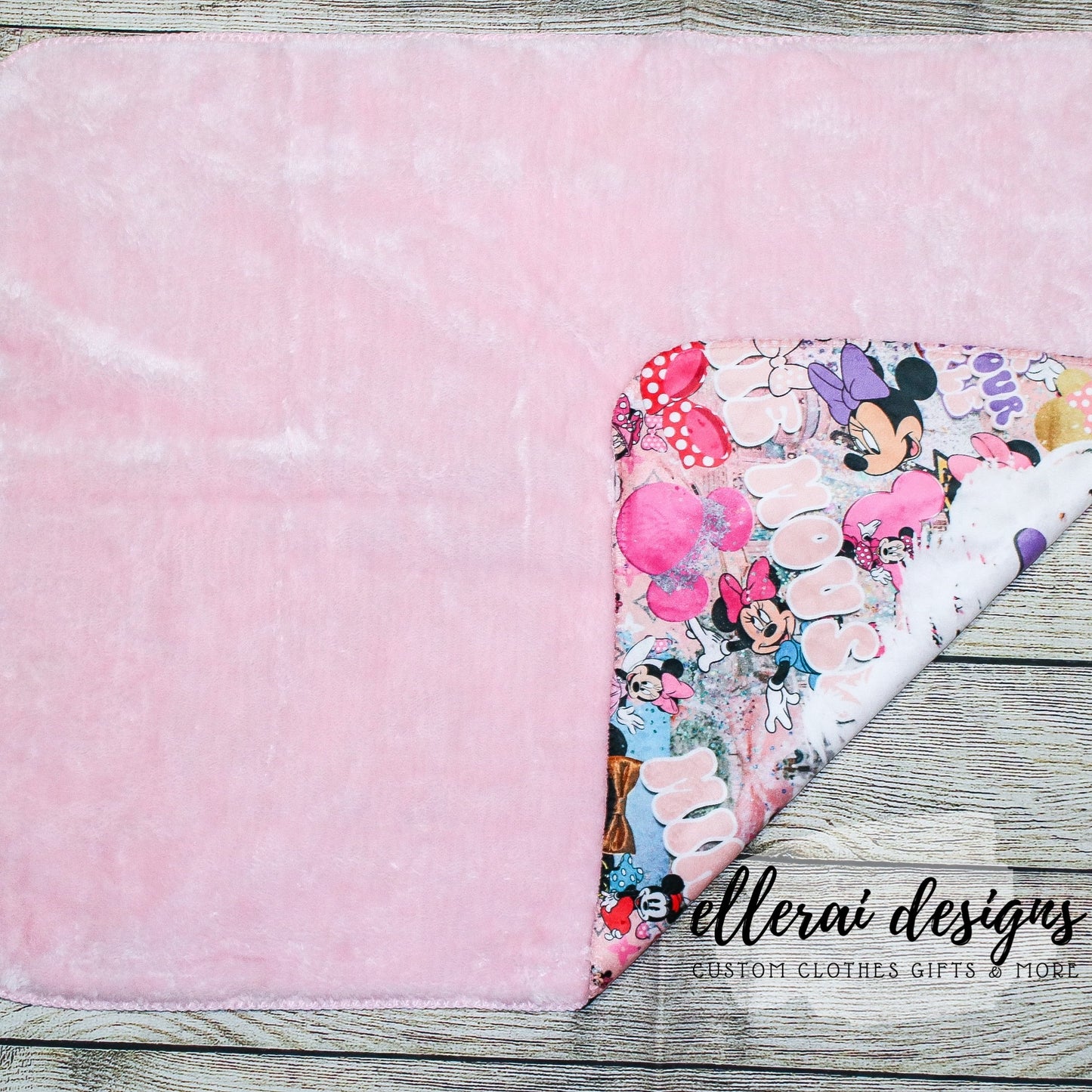 Minnie Mouse Name Blanket image 3