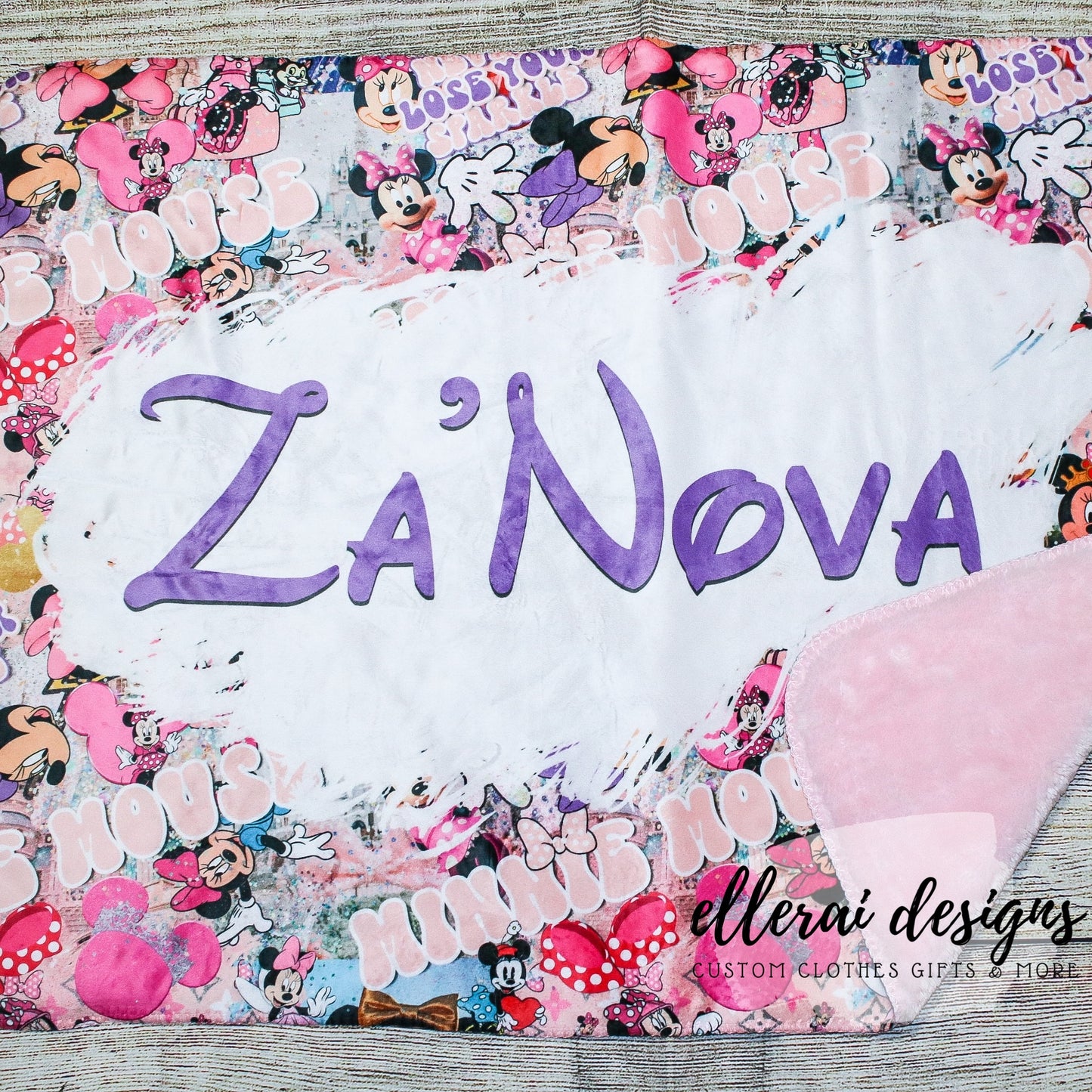 Minnie Mouse Name Blanket image 0